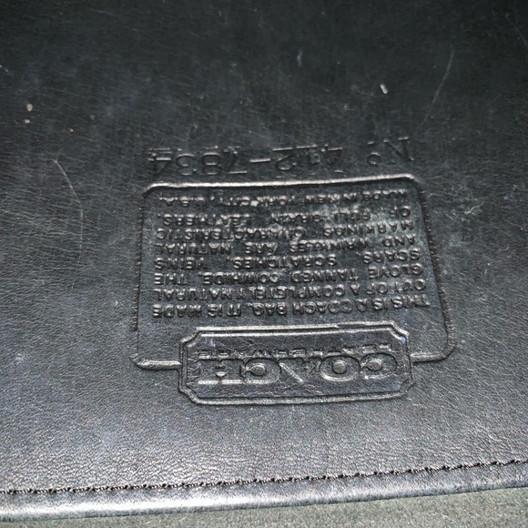 Vintage Coach Watson style black leather crossbody bag - Picture 6 of 10